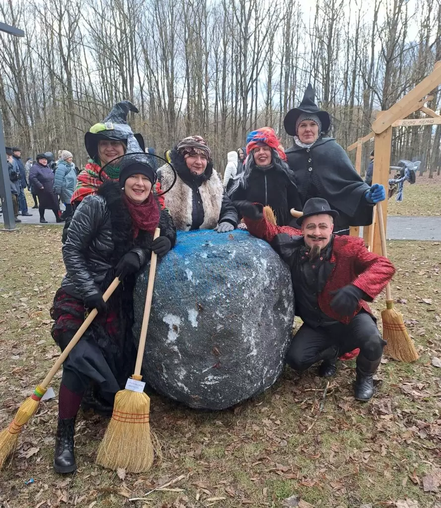 332496243_1551124265299377_3192131765984431743_n-889×1024