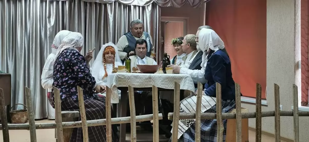 356382087_573281991674566_3387378970491408052_n-1024×472