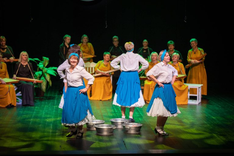 Tradicinių kanklių ansamblis „LAUMAKĖ“