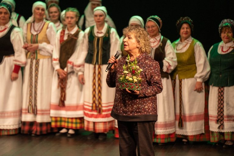 Tradicinių kanklių ansamblis „LAUMAKĖ“